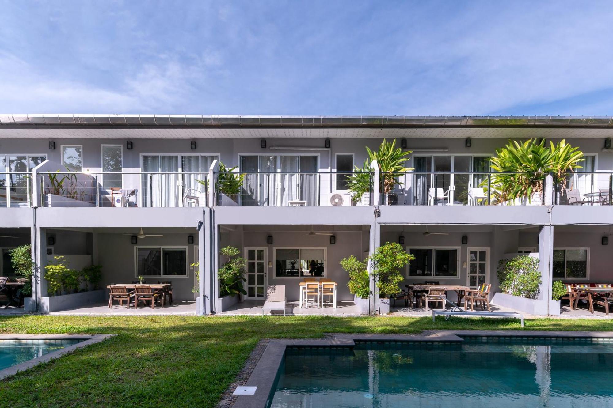 Isara Khao Lak Villa Bagian luar foto